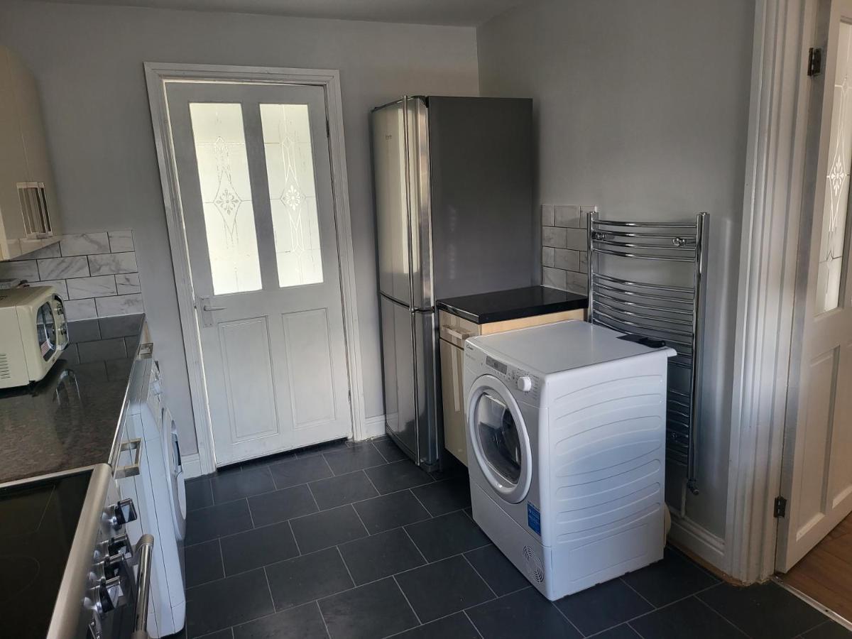 Spacious & Cosy Holiday Home In Manchester Esterno foto