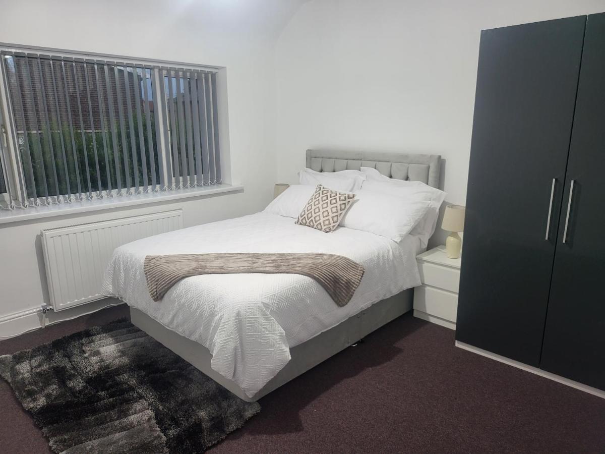 Spacious & Cosy Holiday Home In Manchester Esterno foto